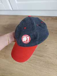 Bawełniana czapka z daszkiem dla chłopca grafitowa czerwona regulacja