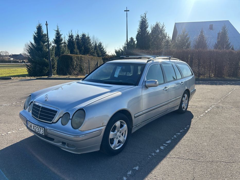 Mercedes e-klasa w210 lift 2.2 CDI Manual!