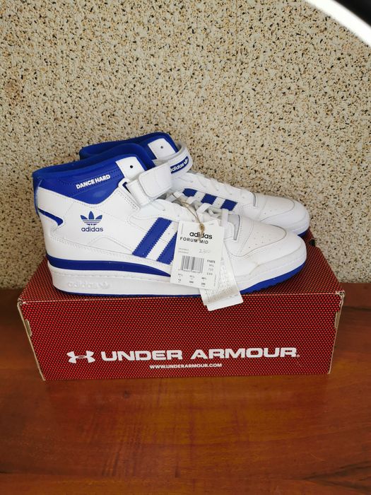 Кроссовки ADIDAS, состояние новой