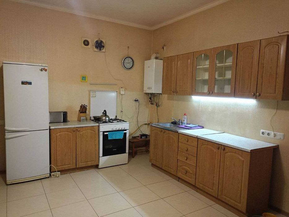 Оренда будинку в Центрі