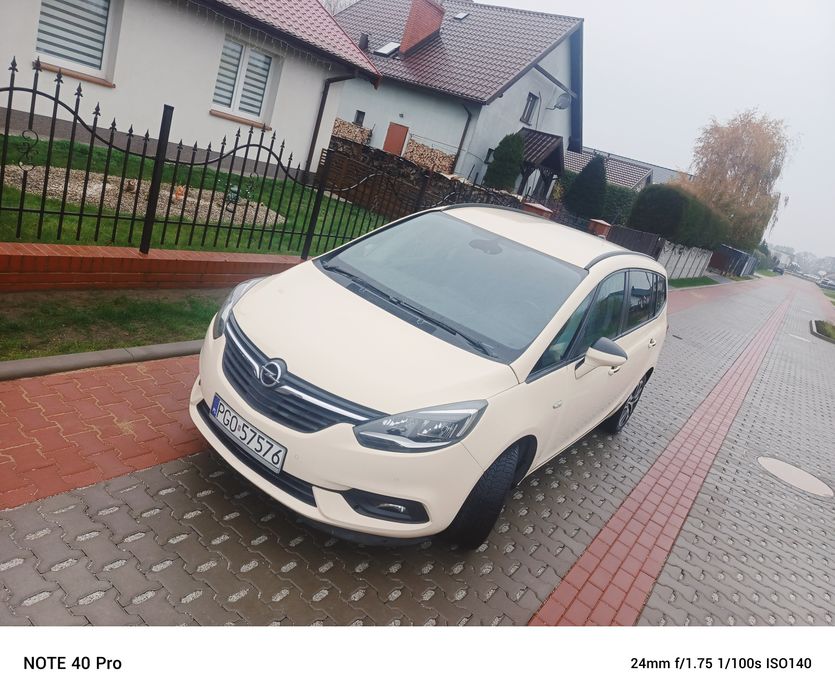 Opel Zafira c lift 2019 2.0 130KM AUTOMAT