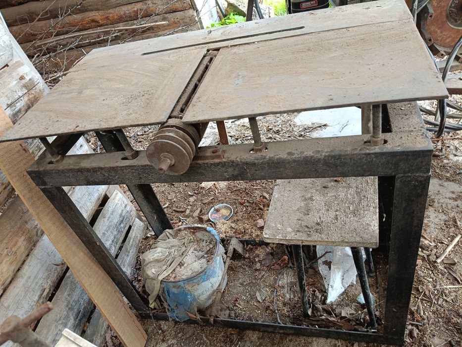 Станок распиловочный циркуляра+фуганок