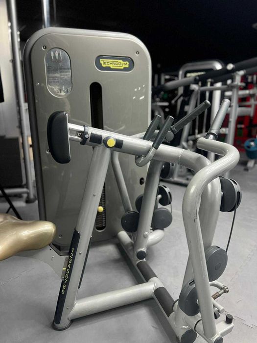 Low Row Technogym
