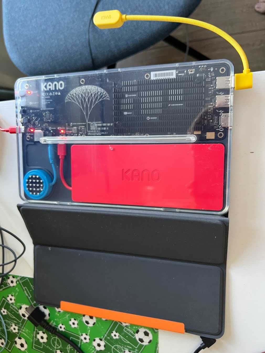 Laptop Kano PC 2020