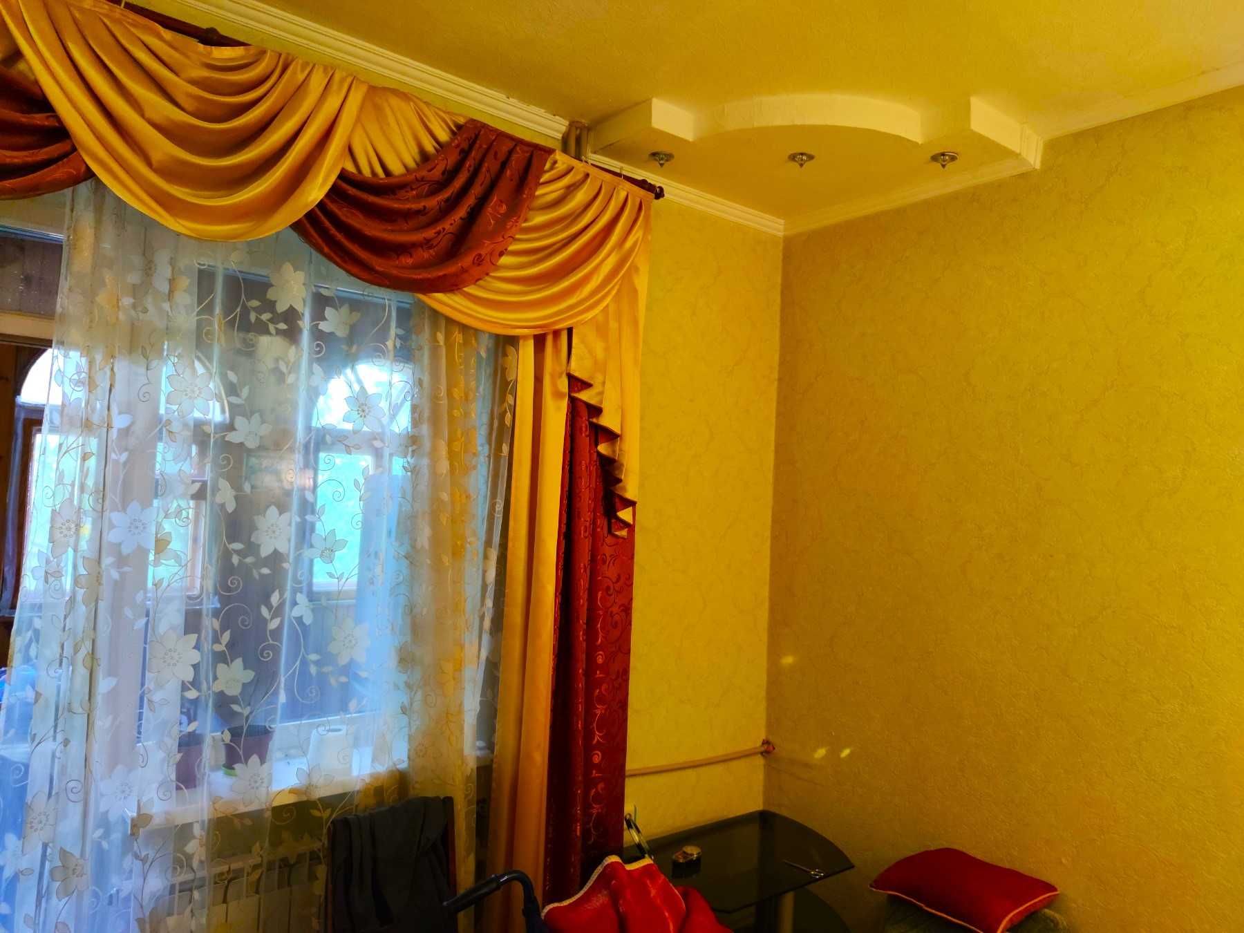 Продам дом в п. Коротич в 10 км. от метро Холодная Гора