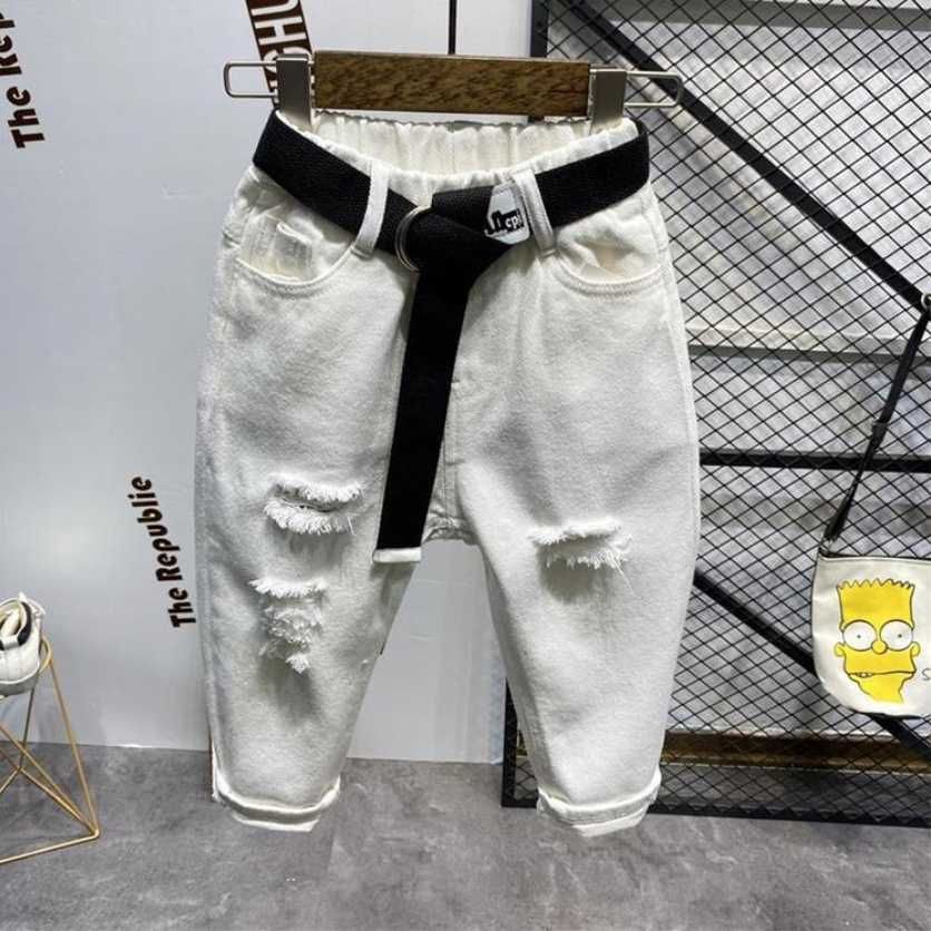 Улюблена модель джинси та штани на хлопчика білі і чорні , р 90-130