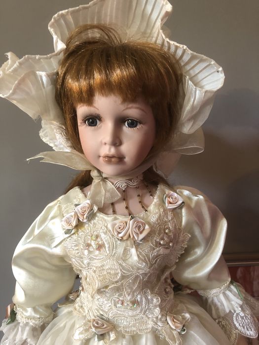 Фарфоровая коллекционная кукла. Порцелянова вінтажна лялька.