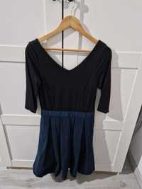 Elegancka czarno-niebieska sukienka