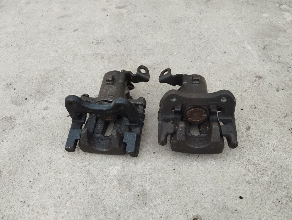 Суппорт задний тормозной Renault Scenic II Megane II