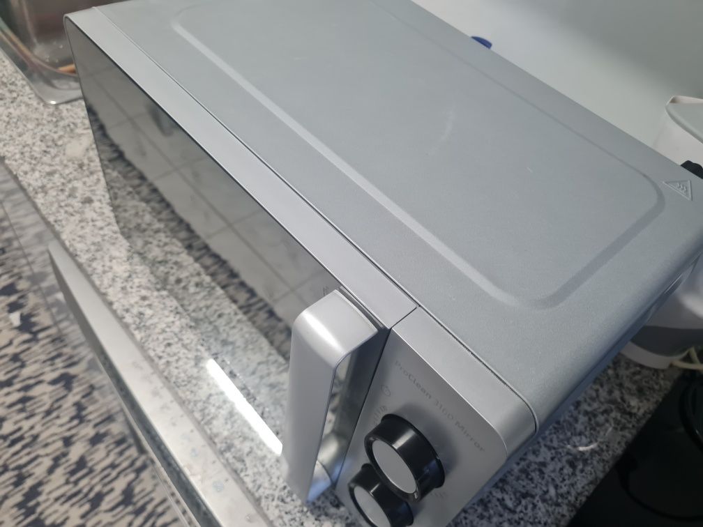 Microondas Cecotec em super bom estado