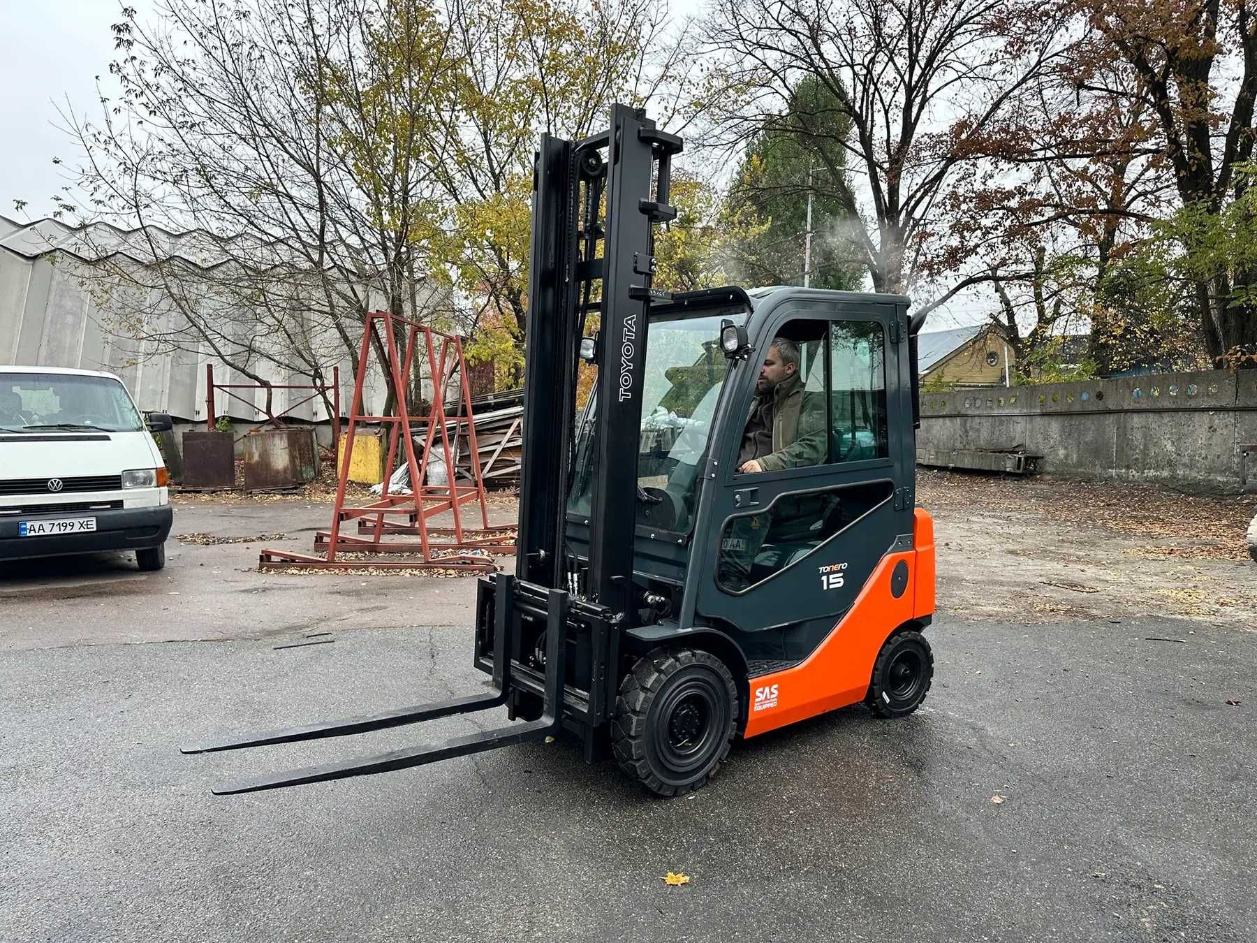 TOYOTA 06-8 FGF 15 газовий навантажувач, кара, погрузчик