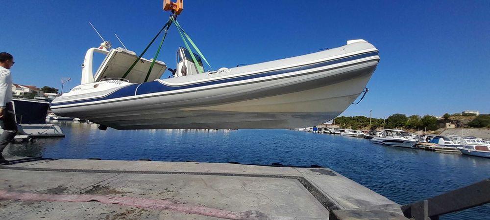 Rib motorówka Marco Altura 720 166kW z przyczepą