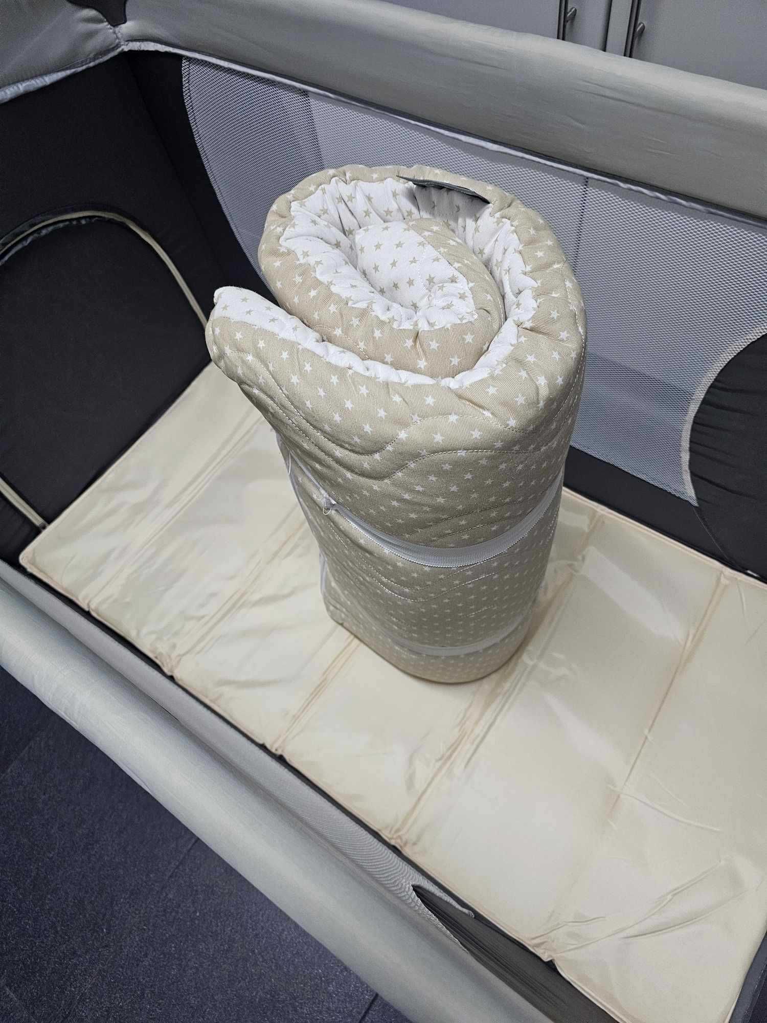 Cama de viagem com colchão e bolsa