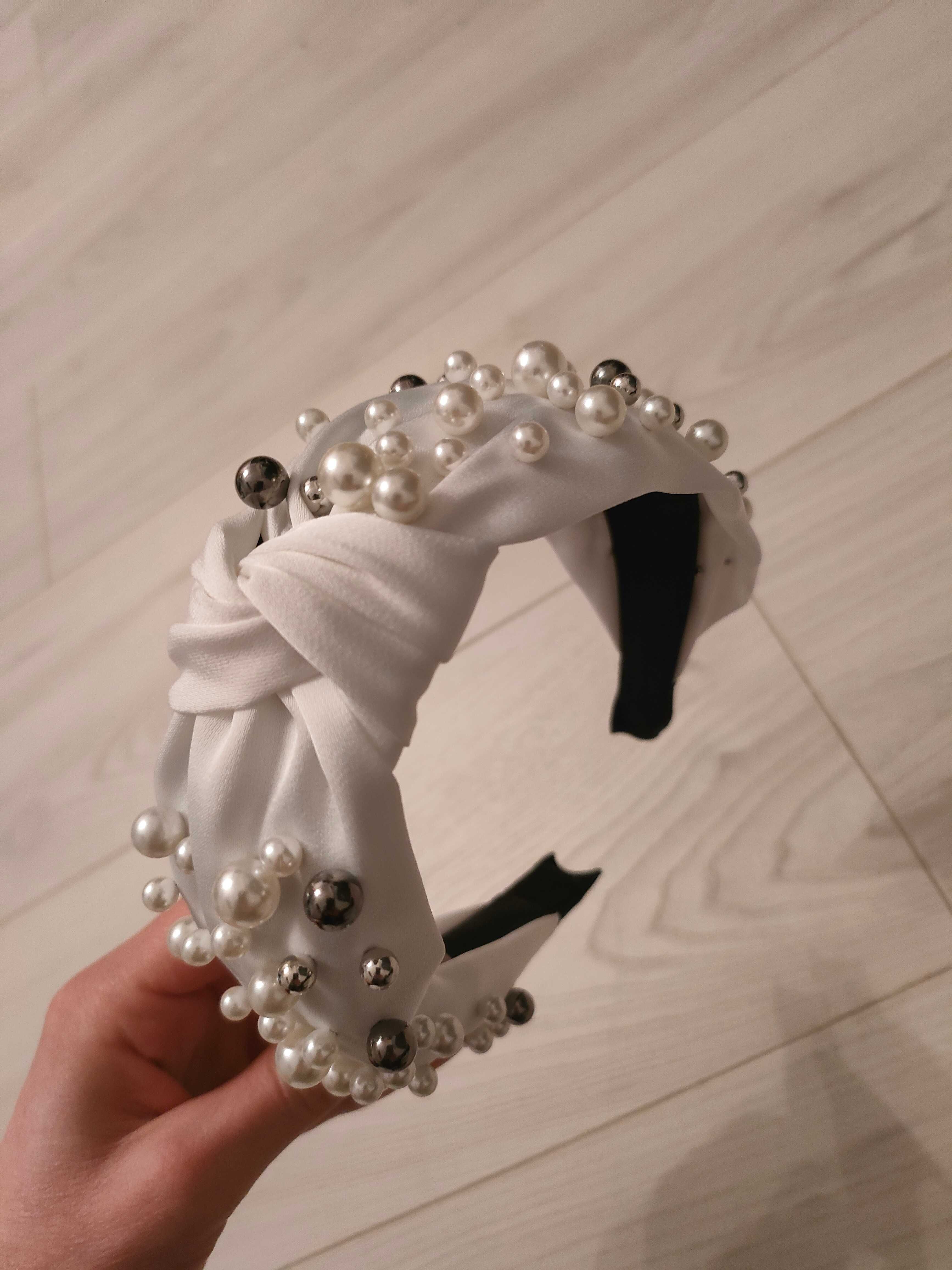 Biała ecrue opaska do włosów węzeł pin'up koraliki komunia ślub