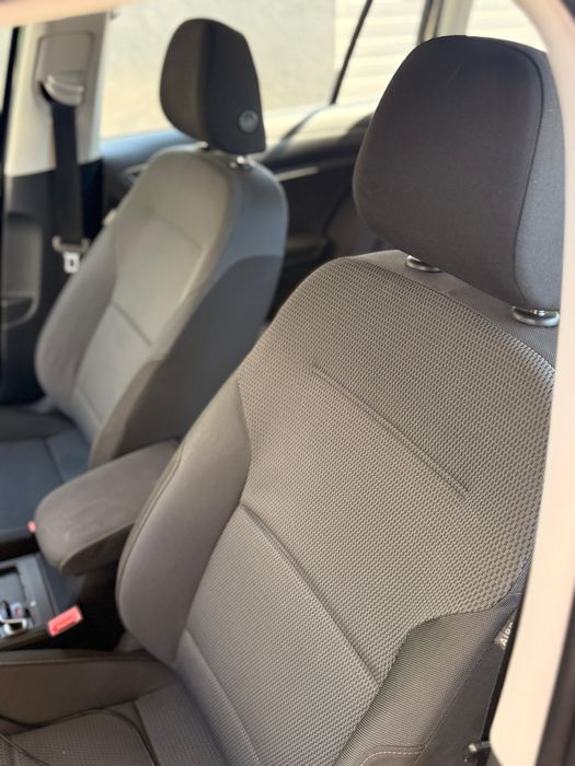 *Volkswagen Golf Variant 1.6 TDI*