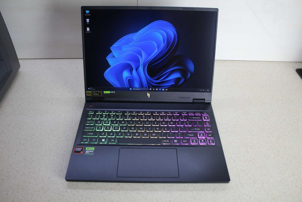 Acer Nitro 14 AN14-41 14,5" WQXGA ryzen 5 16GB RTX 4060 8GB 1TB WIN 11