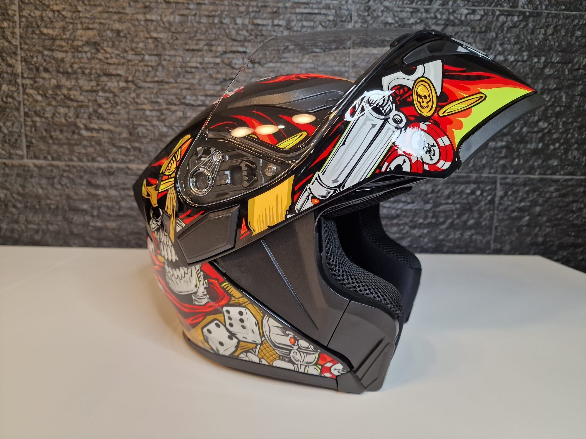 (NOVO) Capacete Modular Mota Desenho Caveira V/Cores