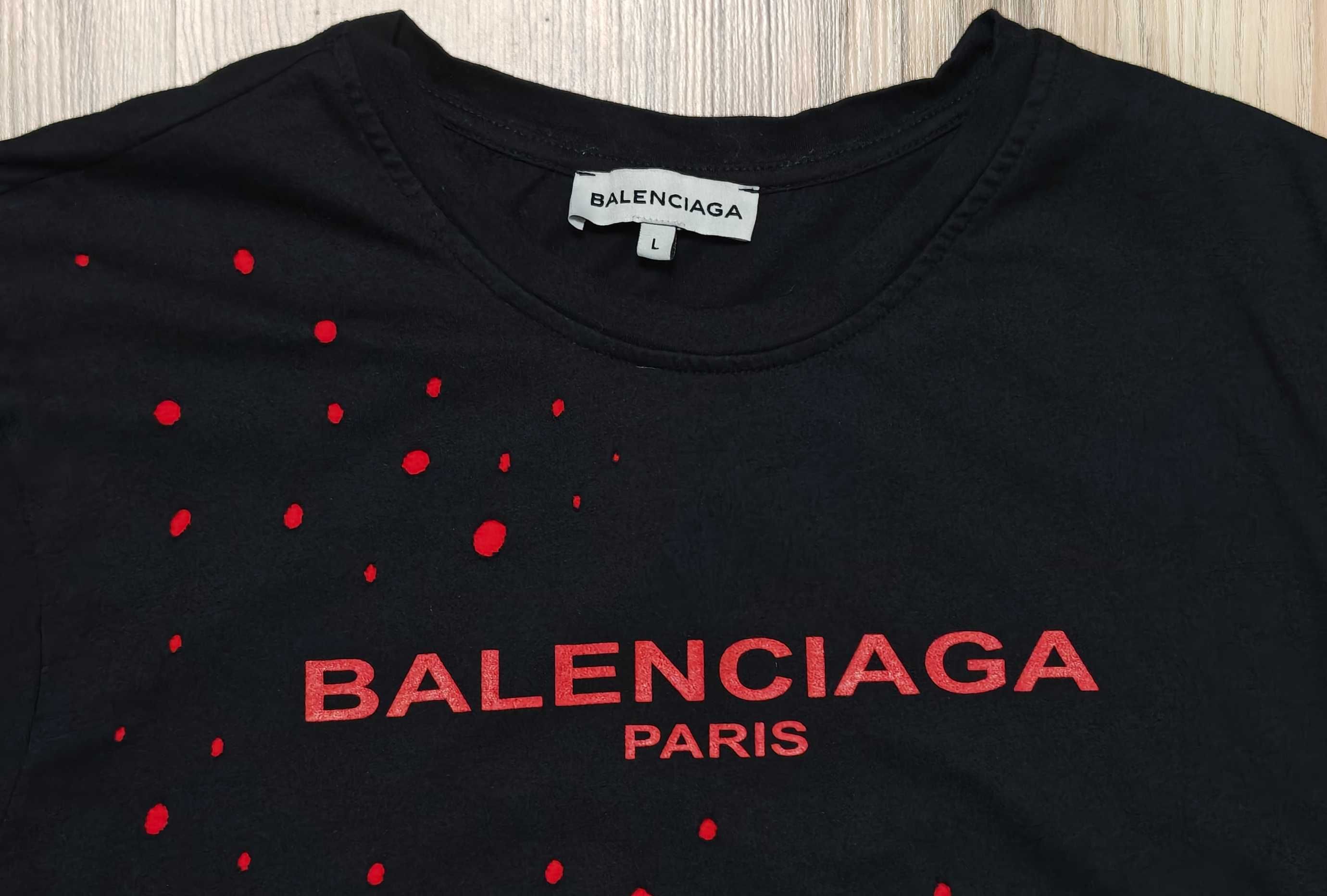 Футболка Balenciaga