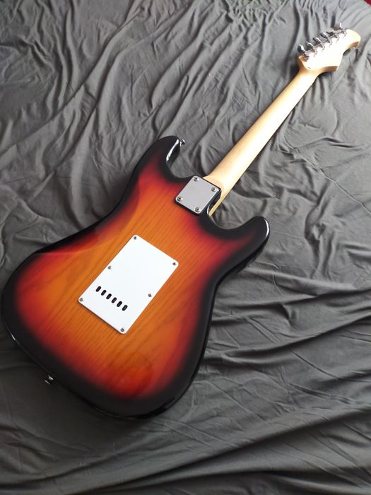 Gitara elektryczna leworęczna Dimavery