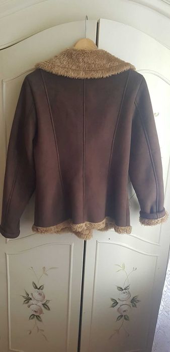 Kożuch Ramoneska damski haft R.38 M