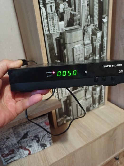 Спутниковый Full HD TV ресивер Tiger 4100 HD.