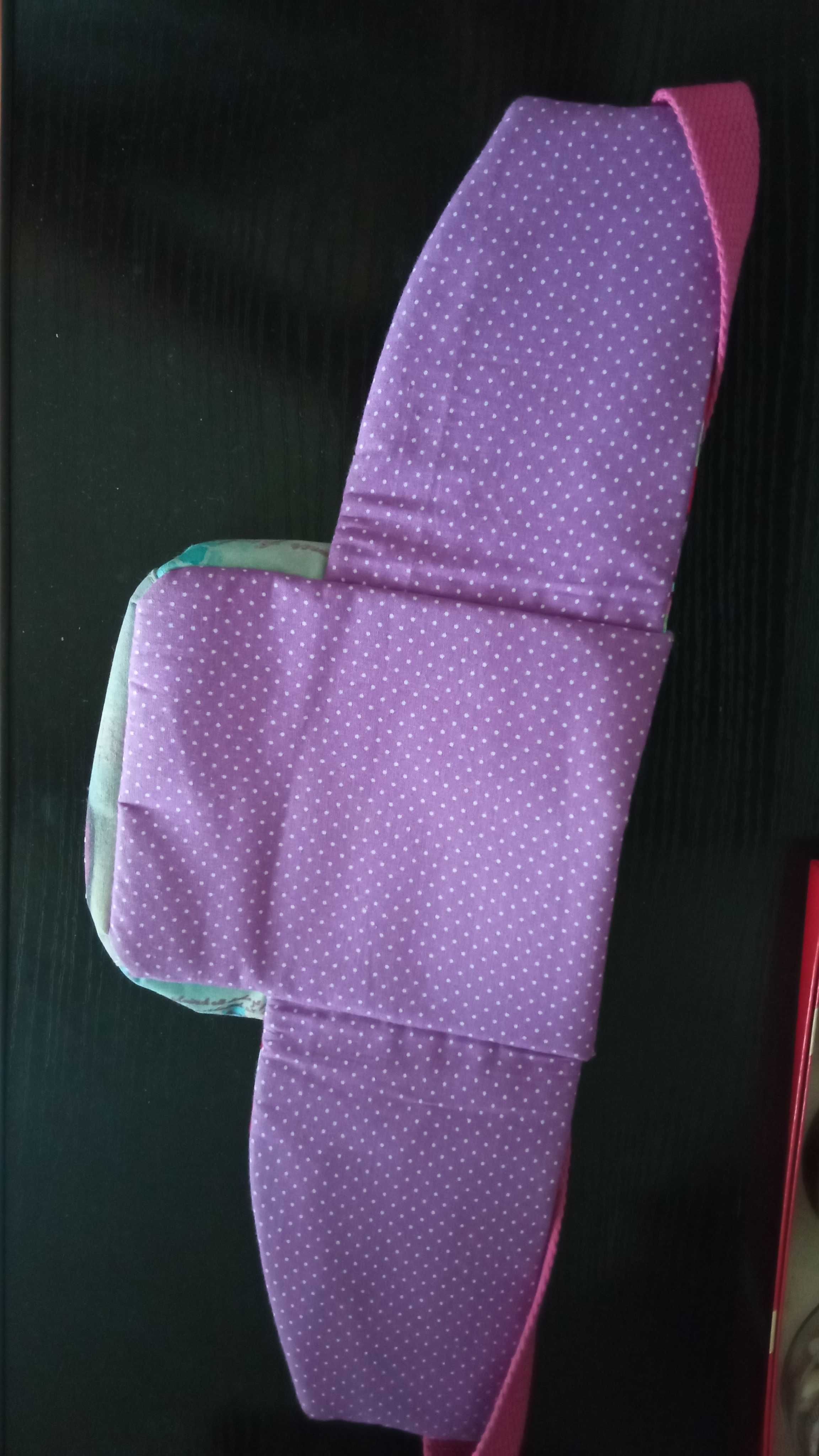 Bolsa de cintura pintada á mão Maria Formiga