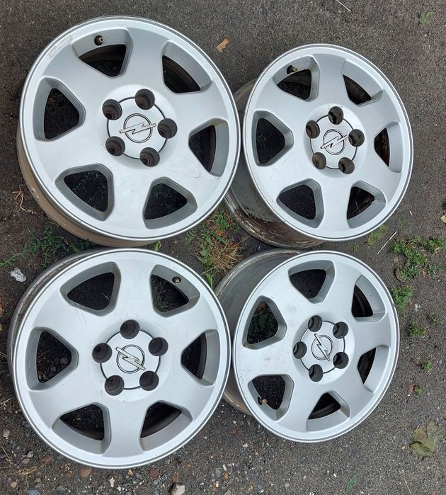 Alufelgi 15 cali 5x110 Opel Zafira Meriva / oryginalne b.ładne