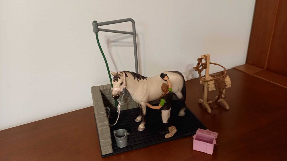 Schleich Horse Club - Zestaw myjnia dla konia nr. kat. 42104 + GRATIS!