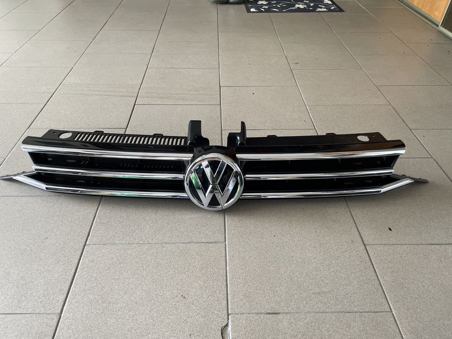 Grill atrapa touran 5ta 5ta853653