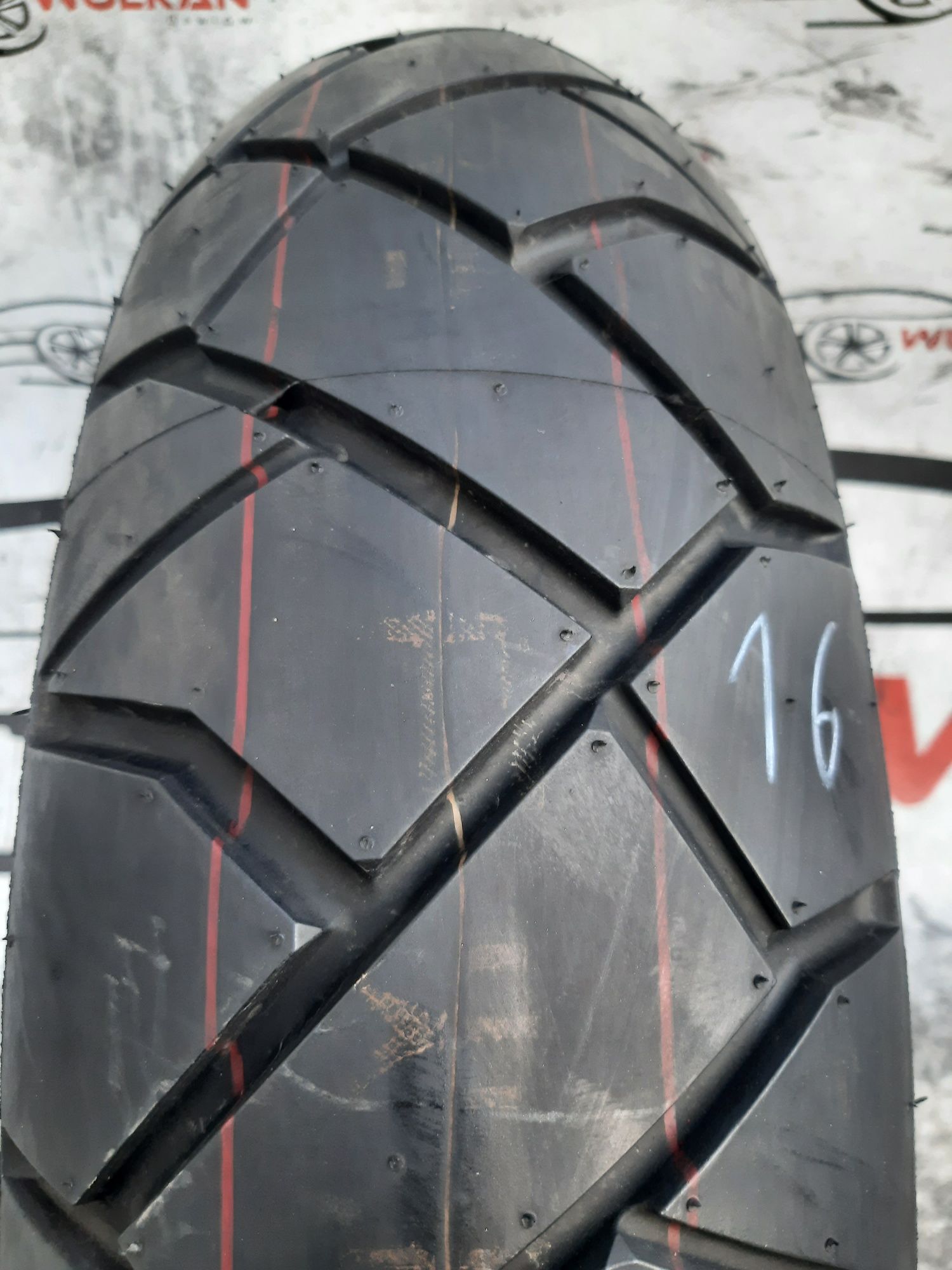 150/70r18 70H Dunlop Trailmax D610