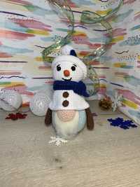 Гном-снеговик вязанный крючком на Новый год