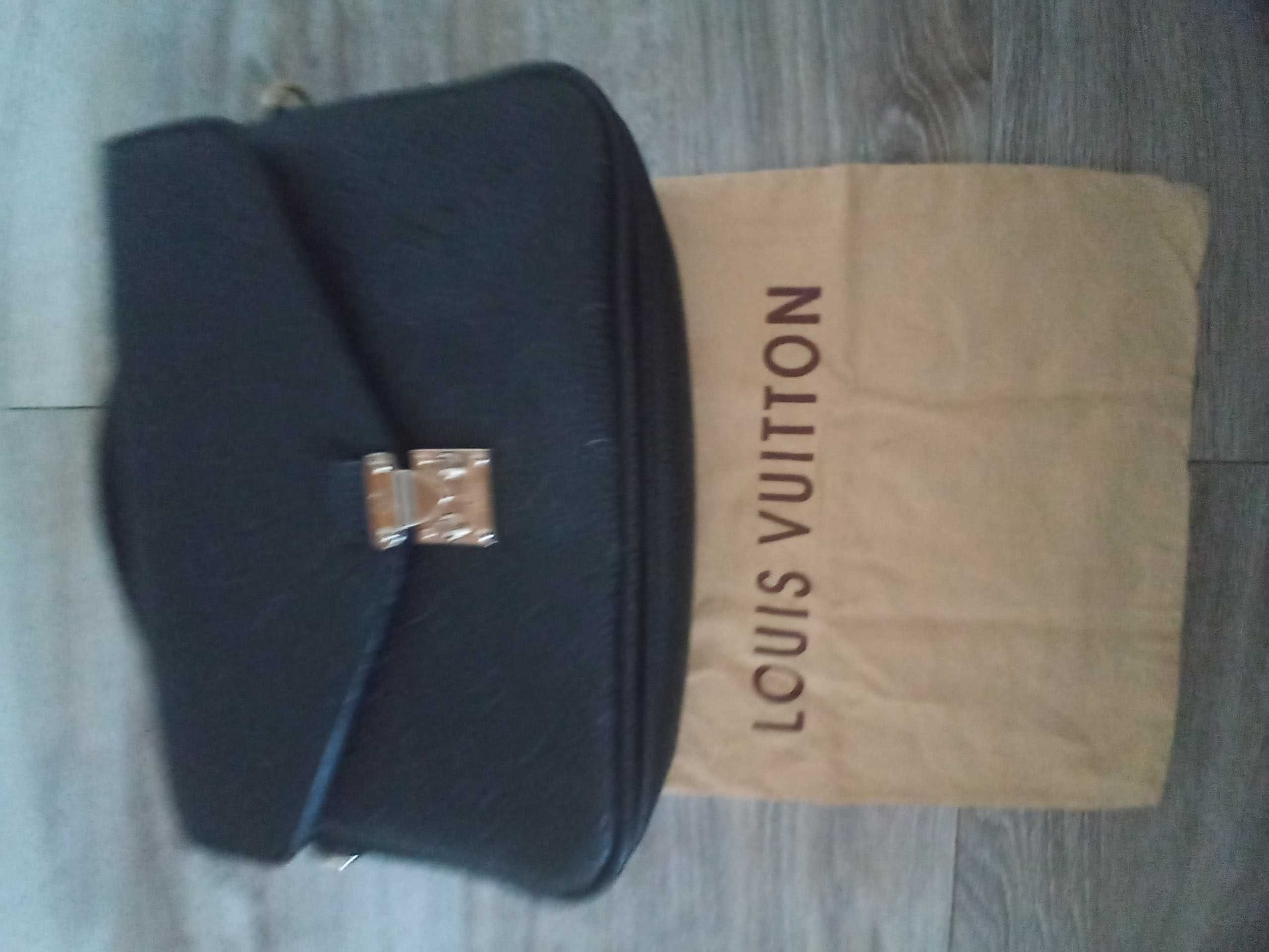 Wyprzedaz sliczna czarna torebka Louis Vuitton