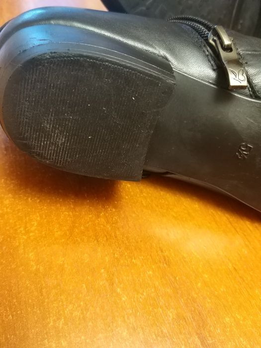 Ботинки кожаные женские 38 размер. Осень- весна.