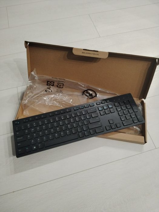Клавіатура Dell нова!