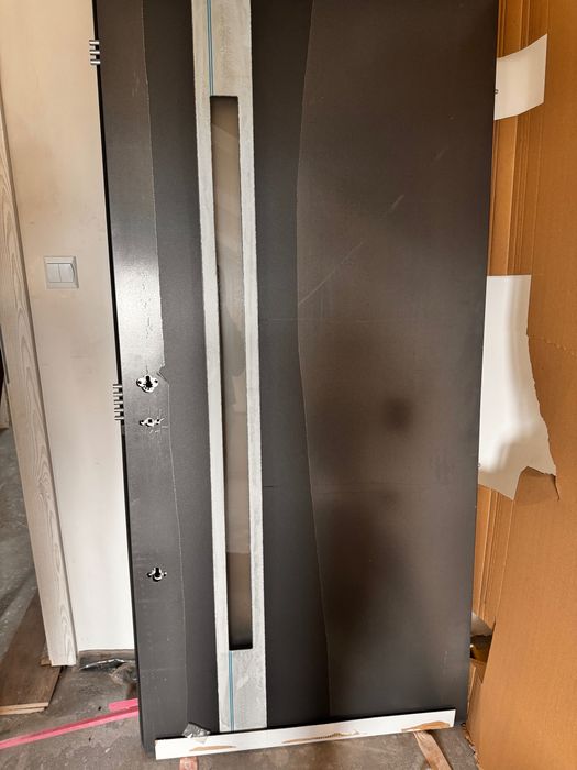 Drzwi wejściowe Delta Special 56SG 90 Prawe z ościeżnicą