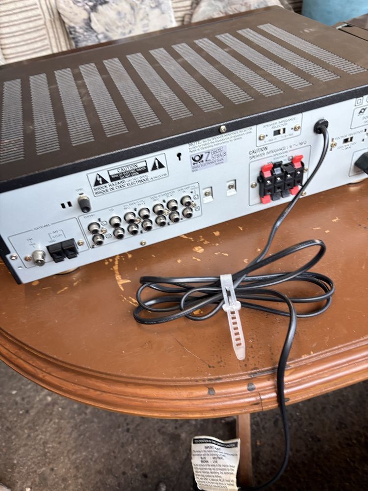 Aprzedam wzmacniacz  Sansui  RZ1500