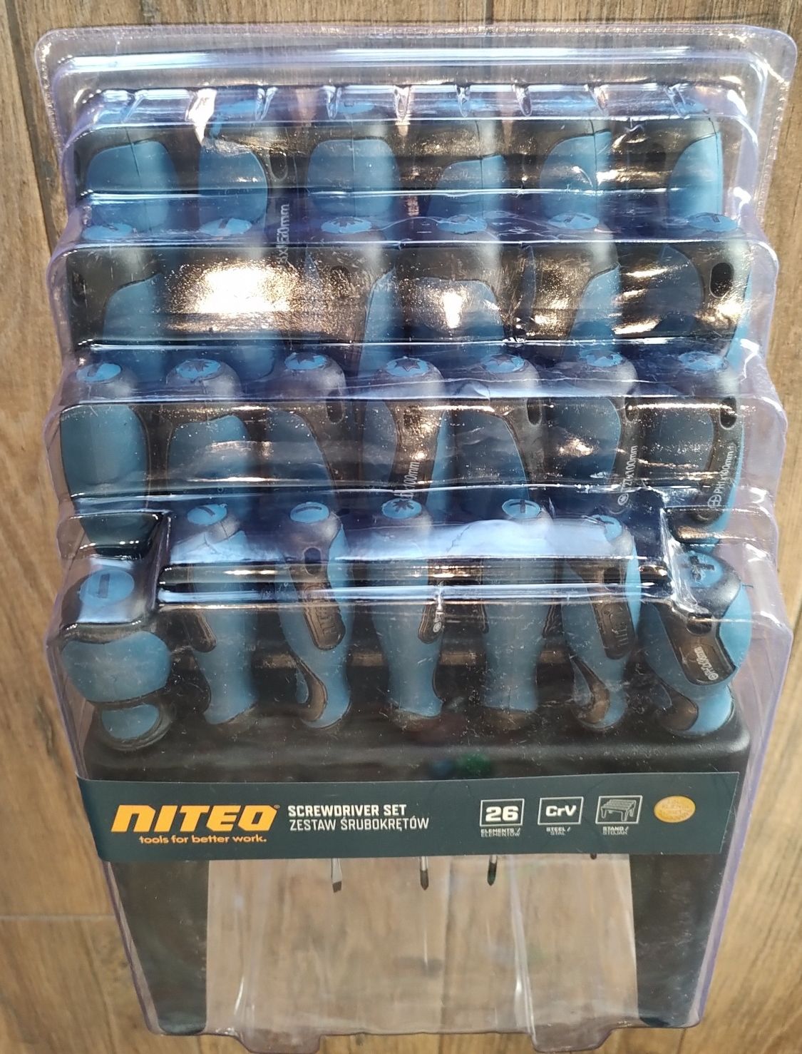 Zestaw wkrętaków / śrubokrętów Niteo 26 elementów + stojak  / nowe