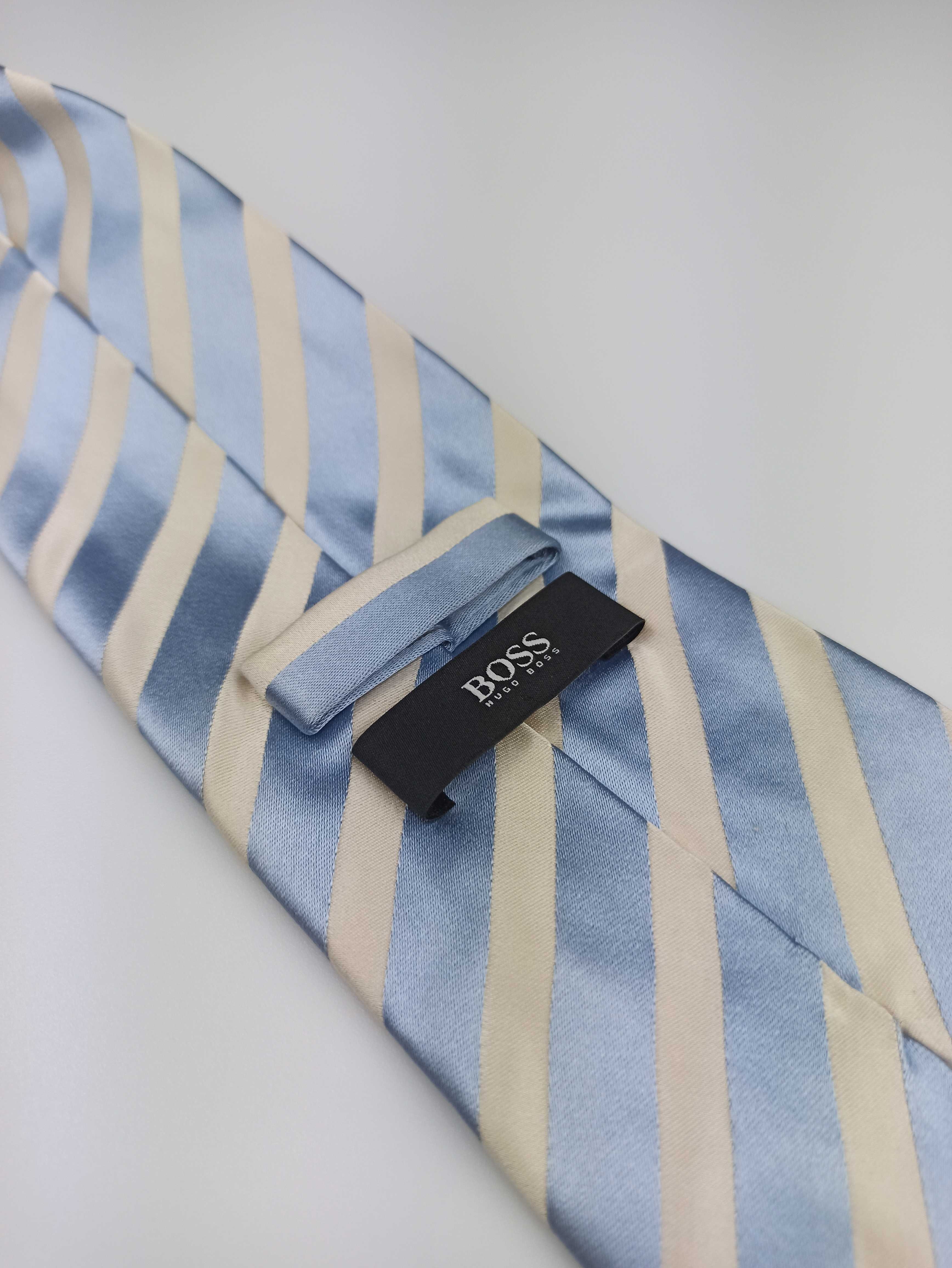 Hugo Boss błękitny jedwabny krawat w paski ulu42