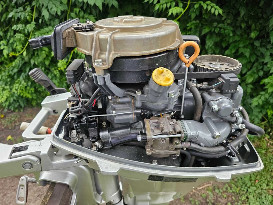 Silnik Honda zaburtowy do łodzi