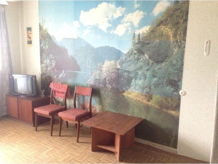 1 кім. кв. на тривалий термін