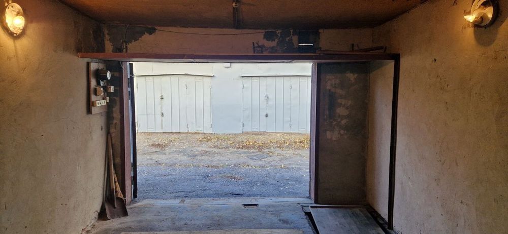 Продам кирпичный гараж в кооп.стоянке "Будівельник" Холодная Гора