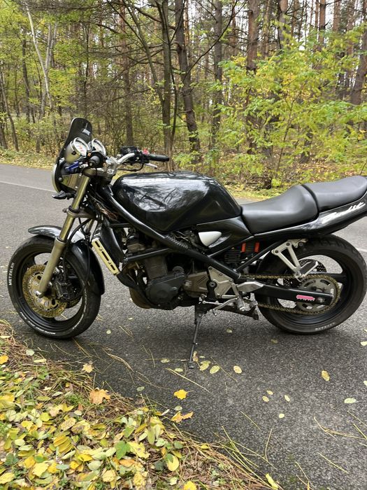 Suzuki bandit 400
