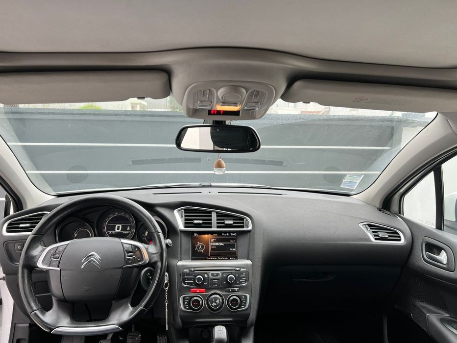 Citröen C4 Teto Panorâmico - Excelente Oportunidade