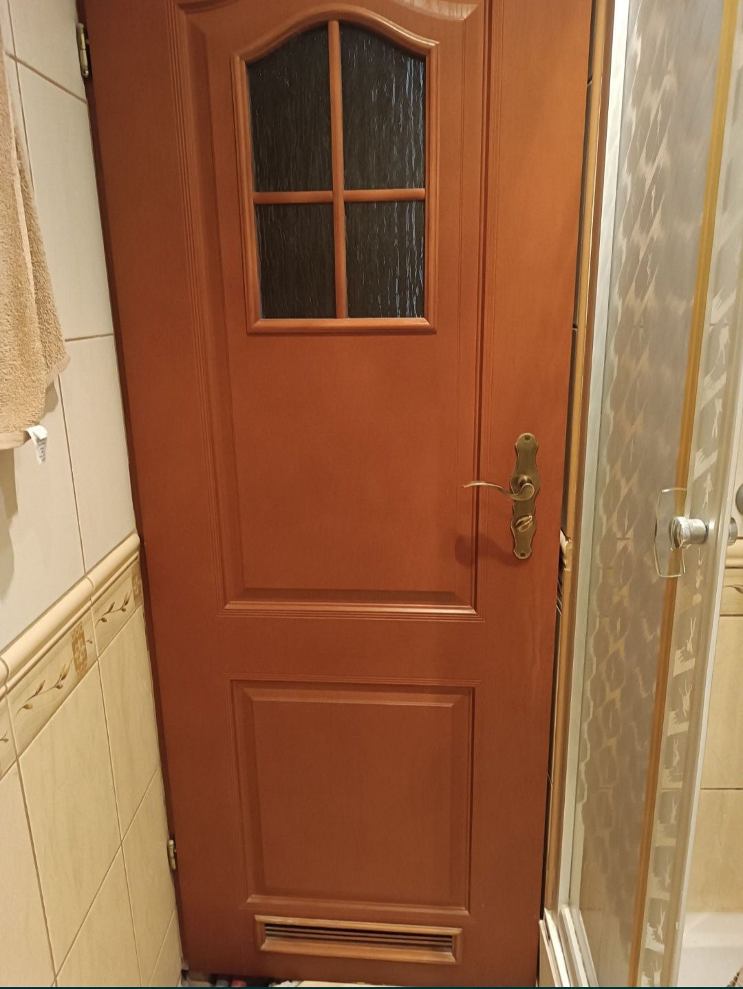 Drzwi łazienkowe lewe