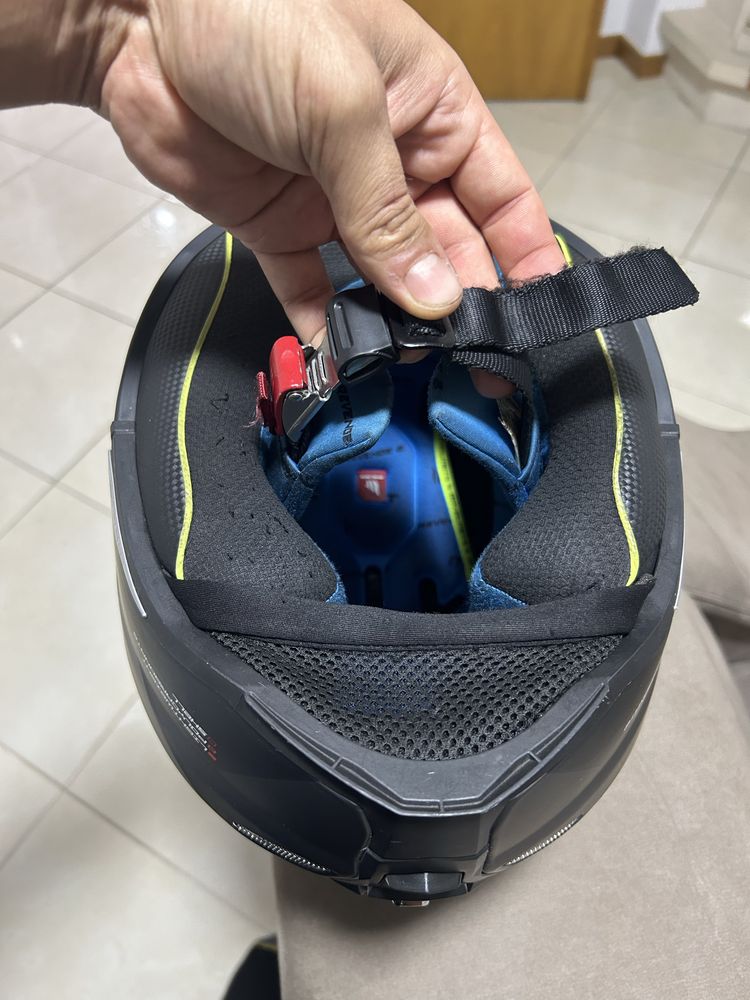 Capacete mota MT Revenge 2 tamanho L