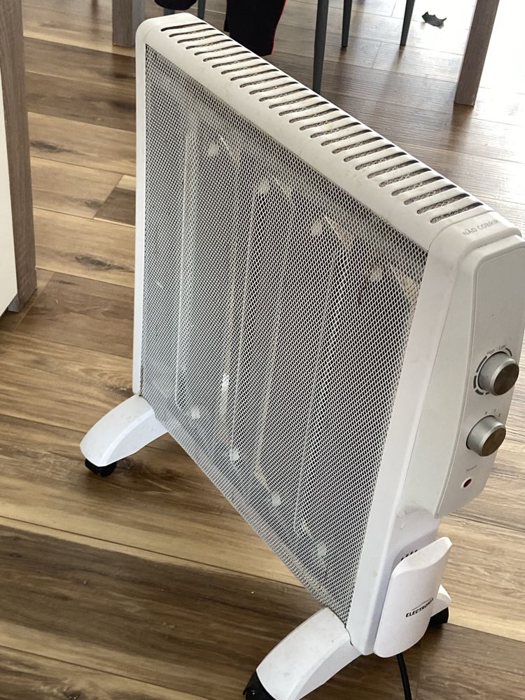 Aquecedor de Mica Electronia HY200B – 2000W