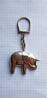 Слон из серебра брелок
