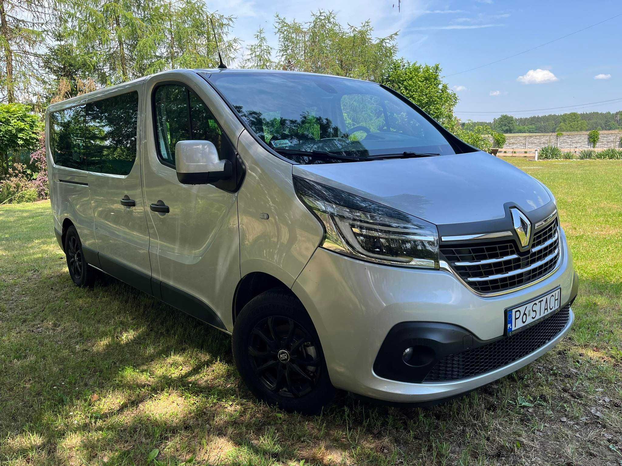 WYNAJMĘ busa  RENAULT Trafic 9 osobowy AUTOMAT