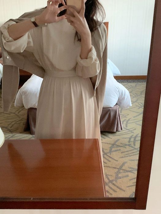 Sukienka Maxi Z Bufiastymi Rękawami Dazy L