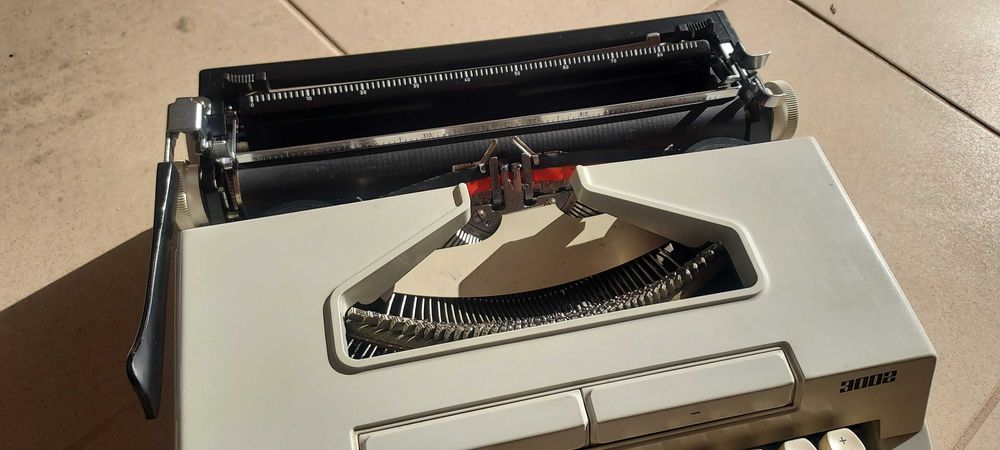 Máquina de escrever MESSA